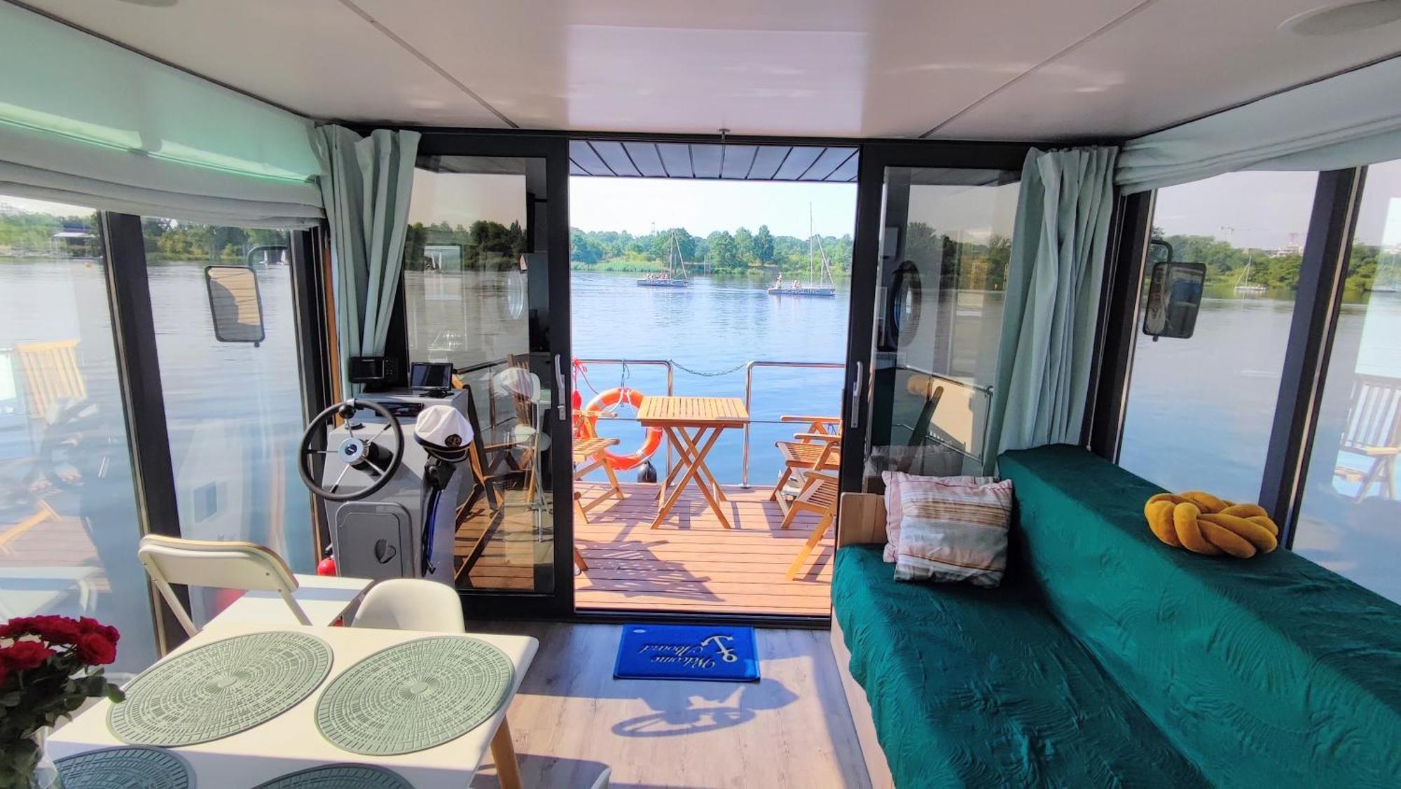 Апартаменти Houseboat Water Boy Apartament Plywajacy Dom Na Wodzie Lodz Вроцлав Екстер'єр фото